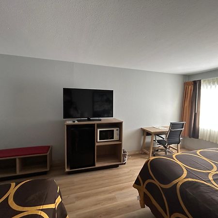 Hotel Super 8 By Wyndham Sterling Co Zewnętrze zdjęcie