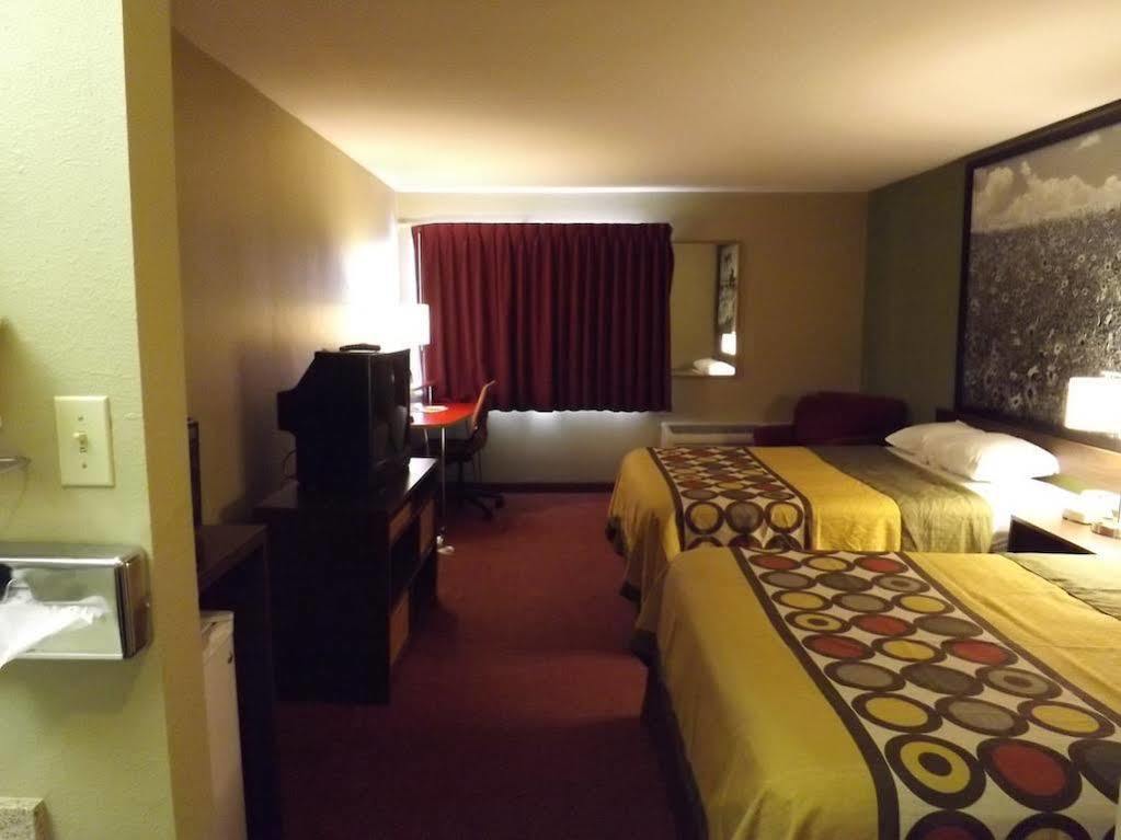 Hotel Super 8 By Wyndham Sterling Co Zewnętrze zdjęcie